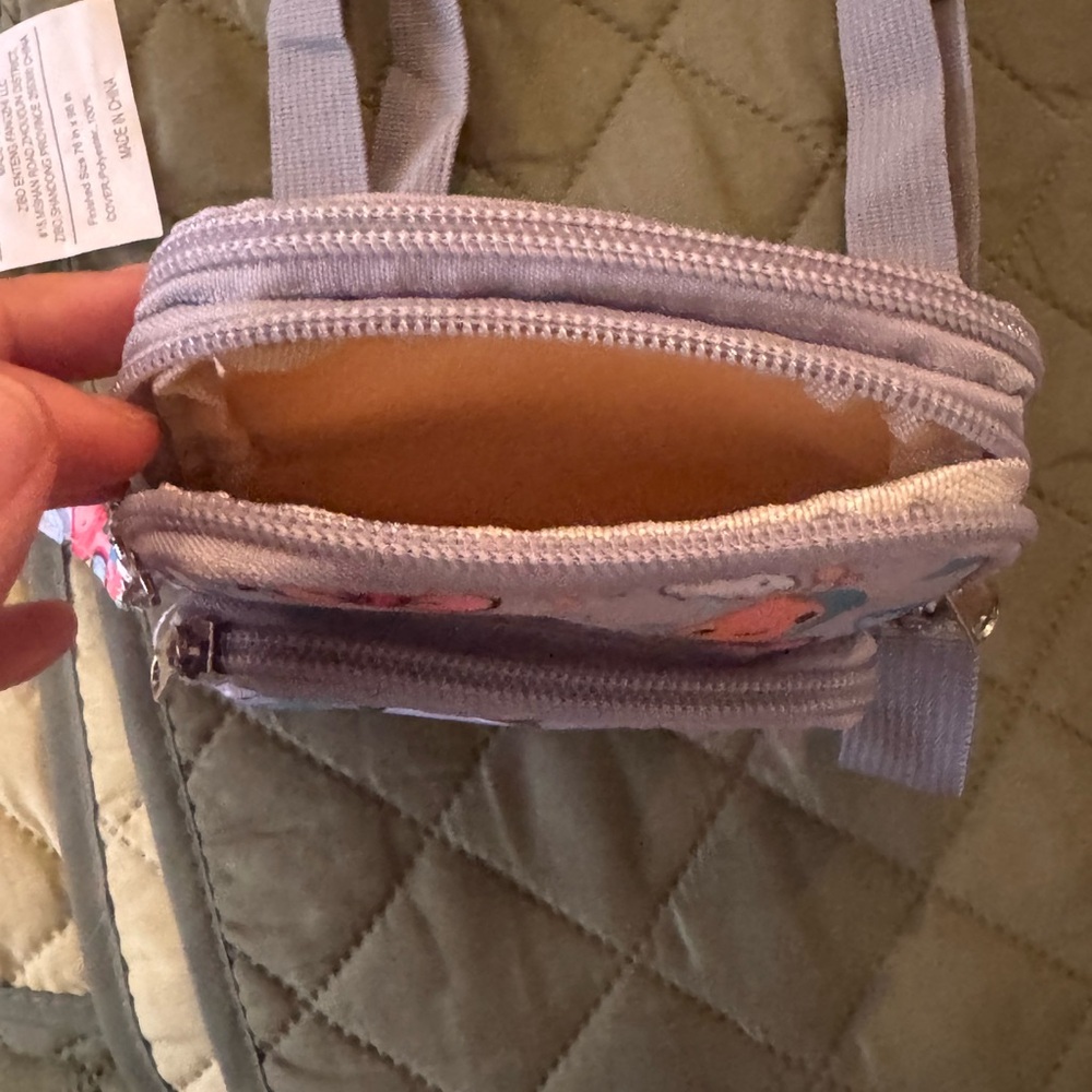 Cute Character Crossbody Bag - Picture 7 of 8